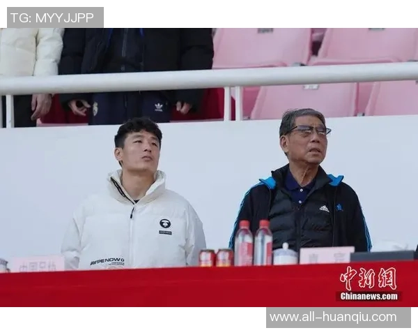 崇明五虎齐聚一堂武磊等人拜访徐根宝共话足球梦想 崇明五虎齐聚一堂武磊等人拜访徐根宝共话足球梦想